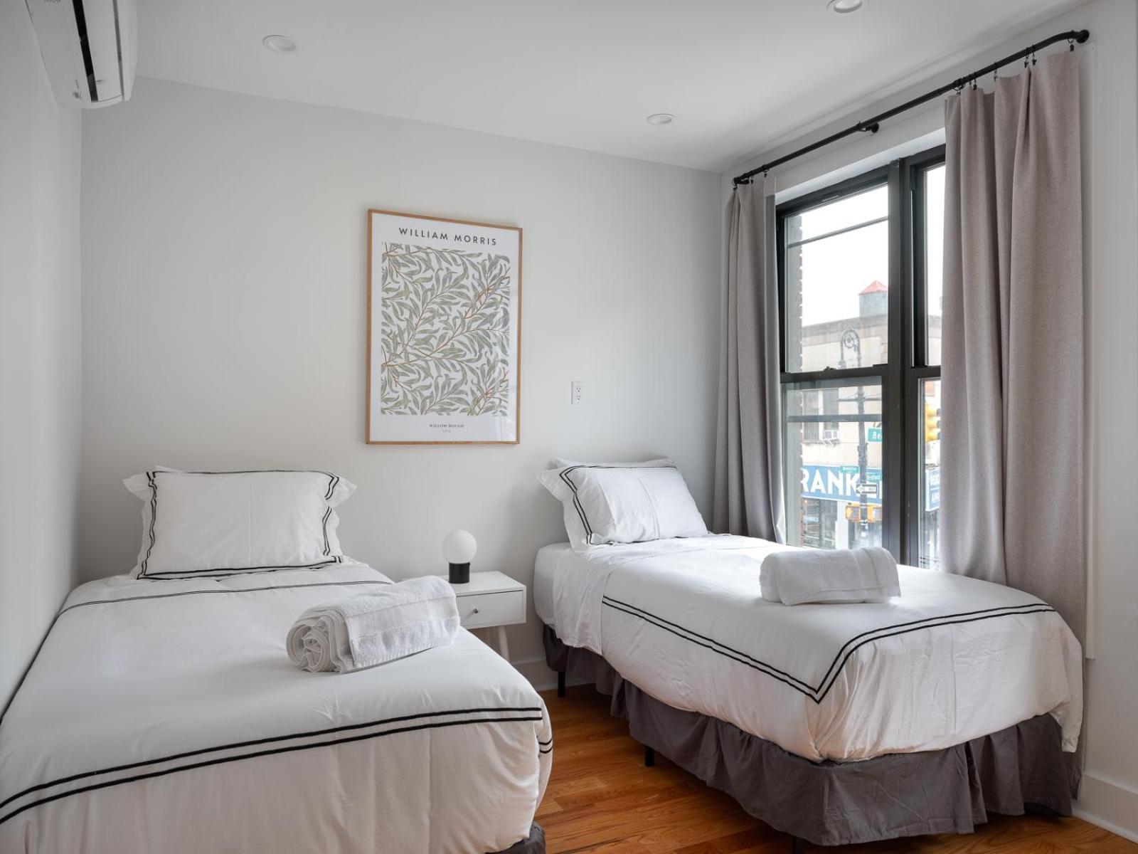Three Bedroom Brooklynite Suite! Ню Йорк Екстериор снимка